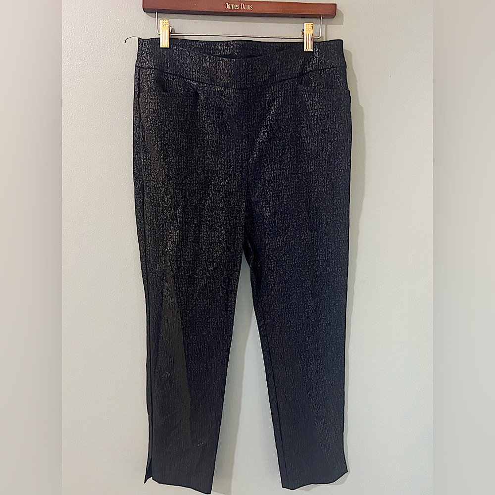 Chicos So Slimming 360 Brigitte Crackle Slim Ankle Pants Size 1 US 8 Black